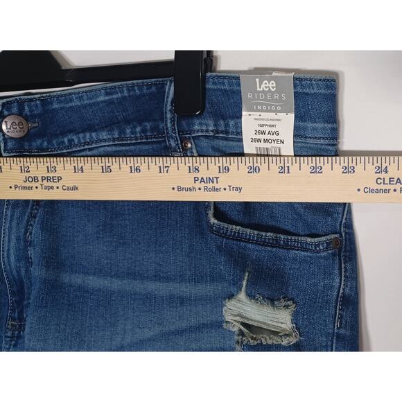 Lee Riders Indigo Women's 26W AVG Distressed Denim Shorts NWT - Picture 2 of 7